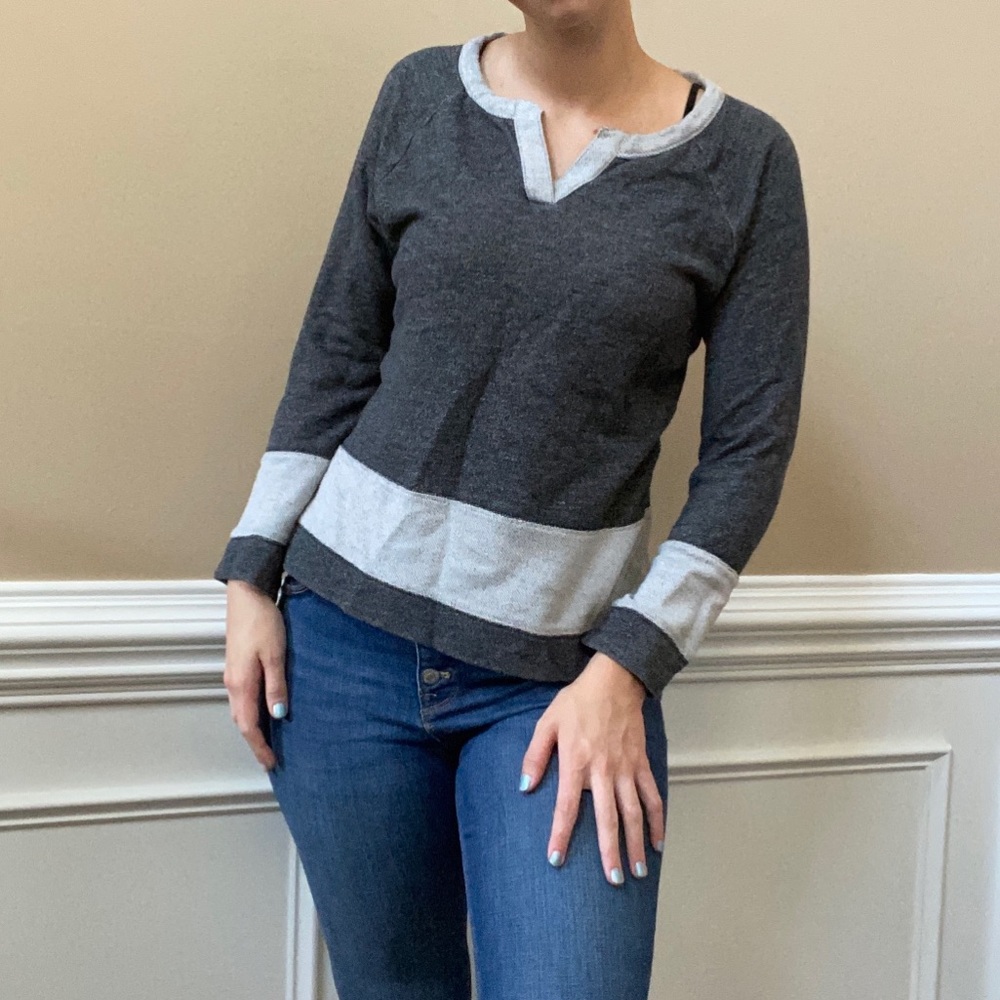 Sweater/Sweatshirt Top Grey and Charcoal